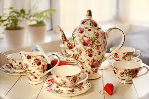 New Design Retro Flowers Bone China Tea & Coffee Set