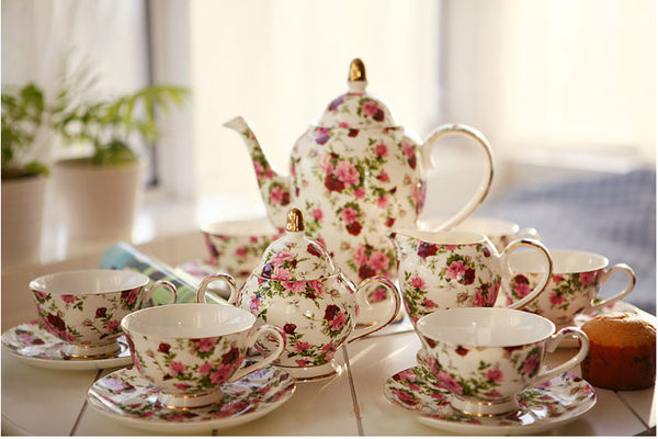 New Design Retro Flowers Bone China Tea & Coffee Set