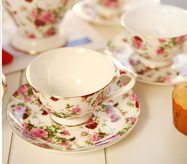 New Design Retro Flowers Bone China Tea & Coffee Set